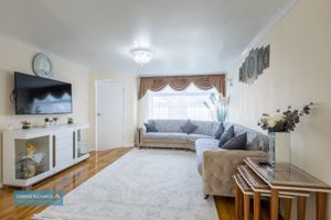 Sitting Room- click for photo gallery